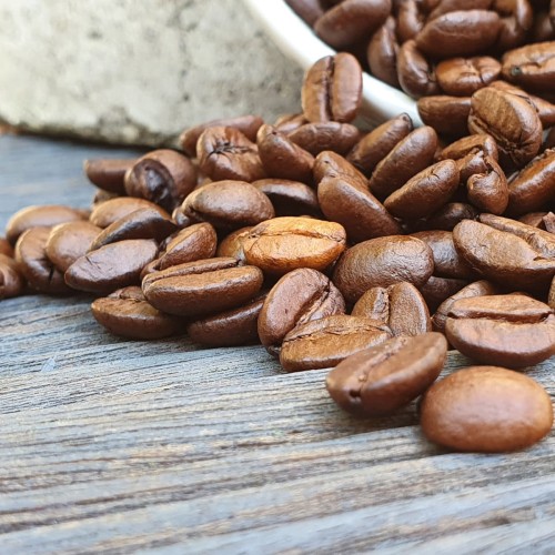 Kawa Smakowa Beza z Malinami 